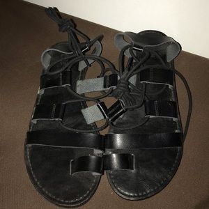 Black scrappy Sandals
